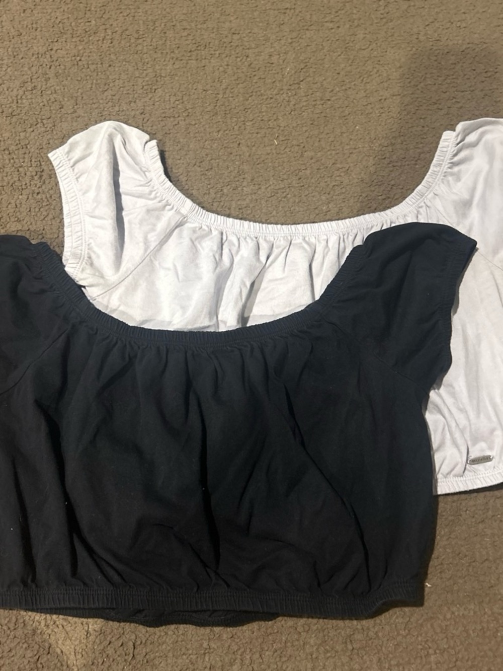 Hollister Black and White Off-Shoulder Crop Tops